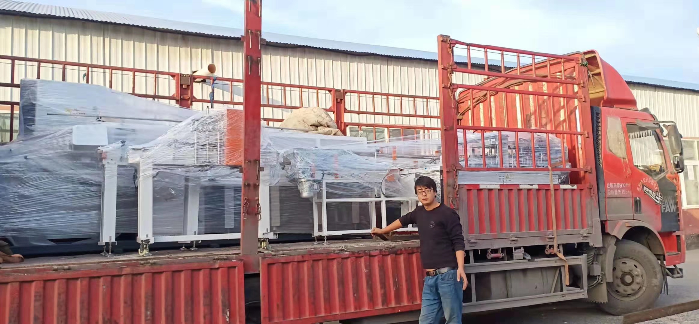 回頭客-山東菏澤圣麗朵紙業(yè)流水線設備發(fā)貨