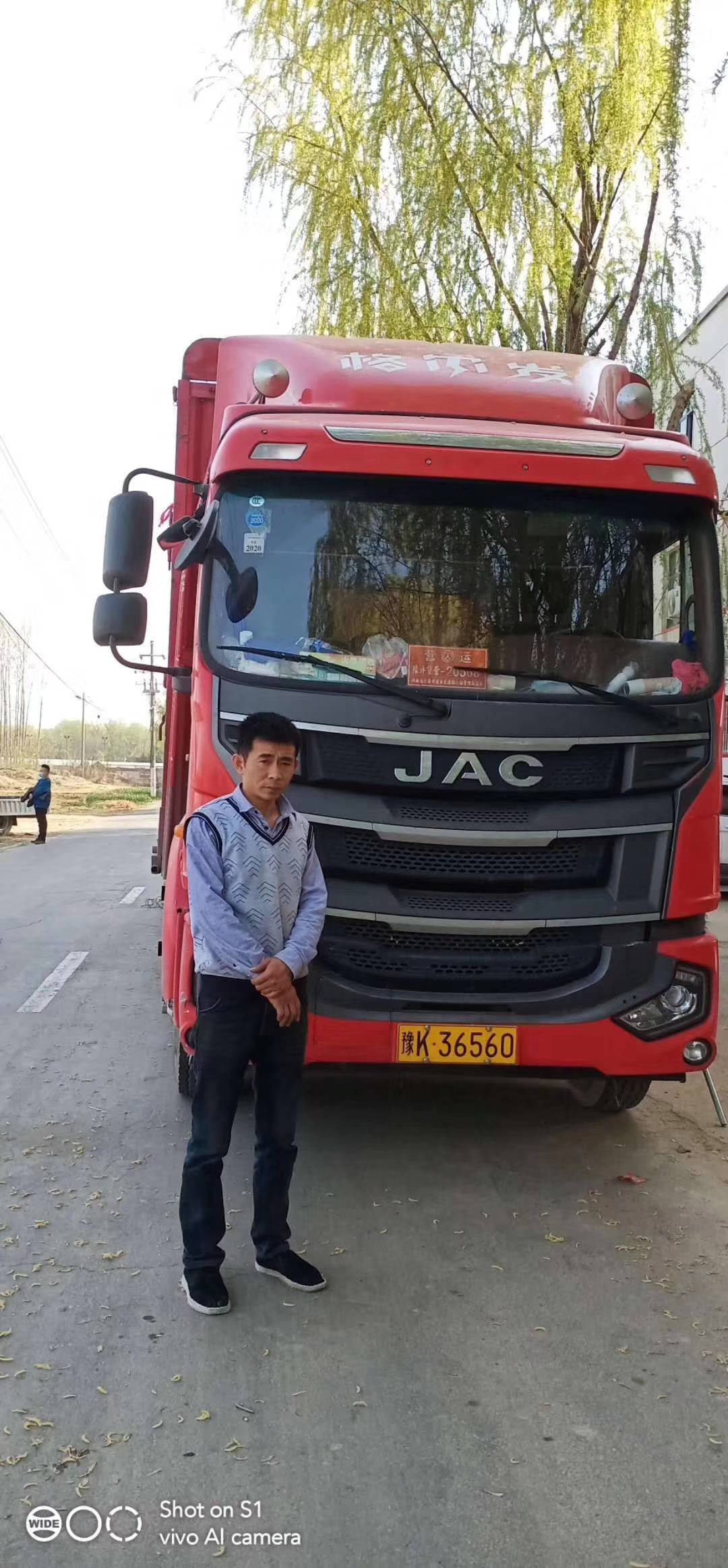 安徽黃總?cè)詣有l(wèi)生紙復(fù)卷機發(fā)貨