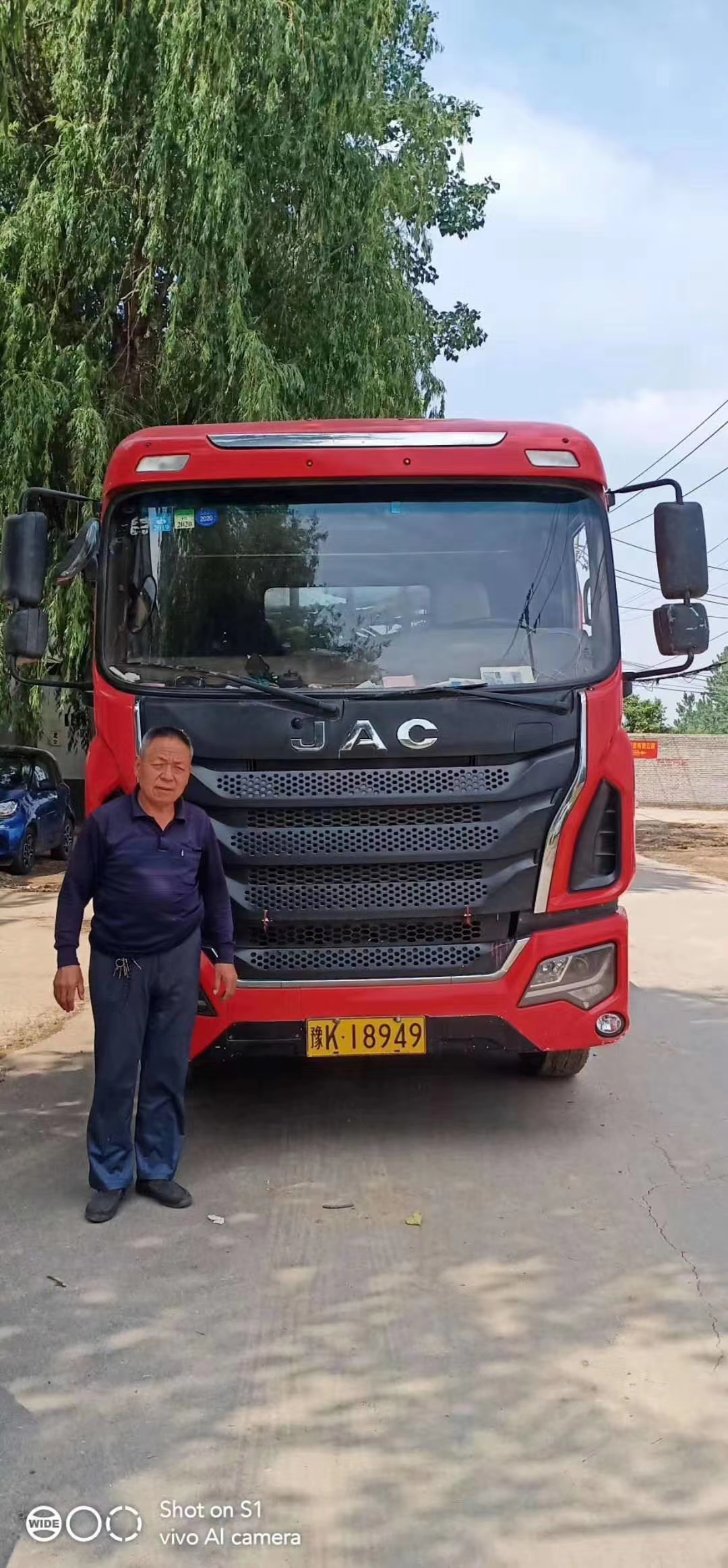 河南開(kāi)封智能化多功能衛(wèi)生紙復(fù)卷機(jī)發(fā)貨