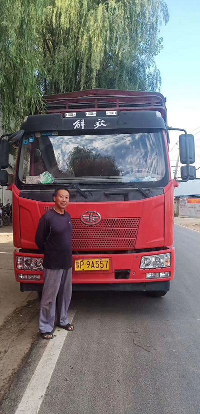 安徽客戶高配智能衛(wèi)生紙復(fù)卷機生產(chǎn)線發(fā)貨